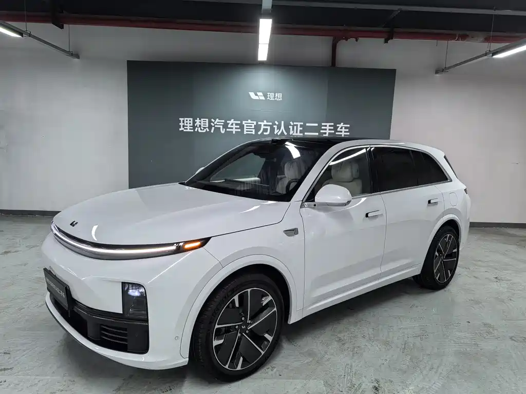 Li Auto Li L7 2025