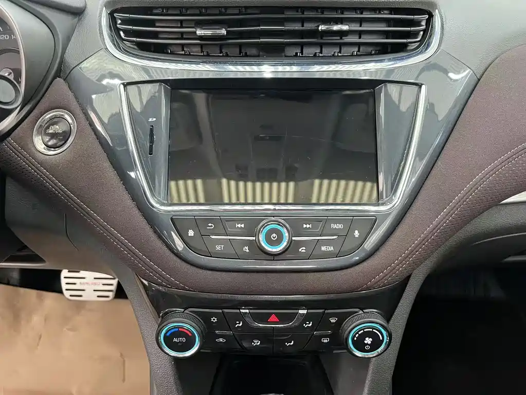 Chevrolet Malibu — миниатюра 14