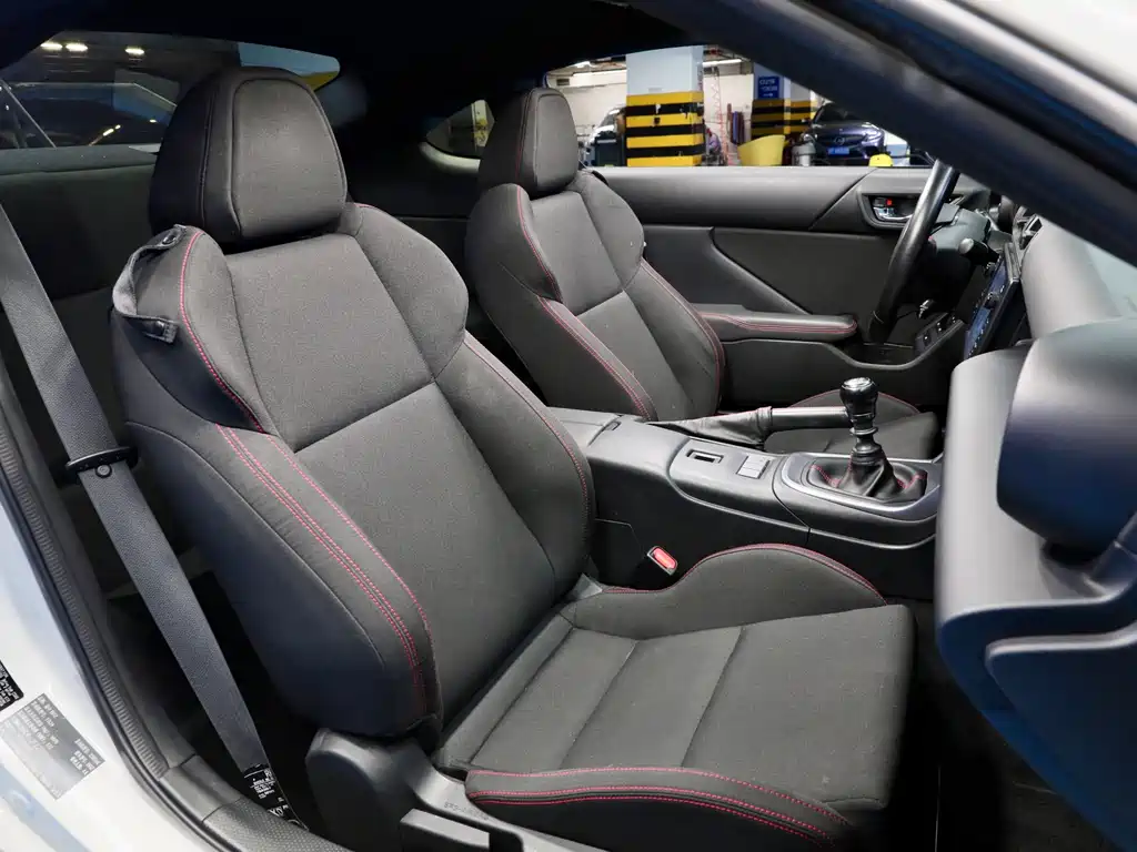 Subaru BRZ 2022 2.4L MT