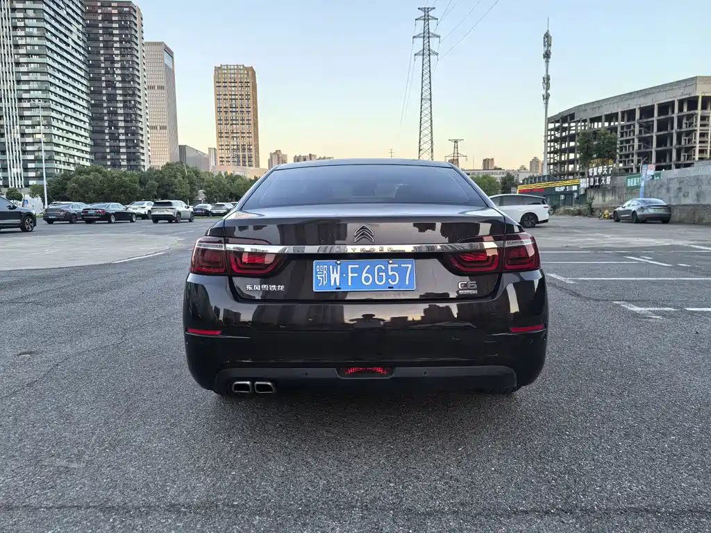 Citroen C6 — миниатюра 5