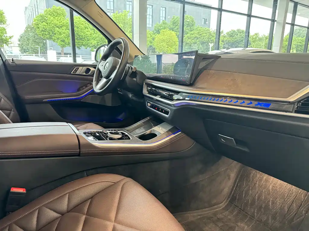 BMW X5 — миниатюра 13