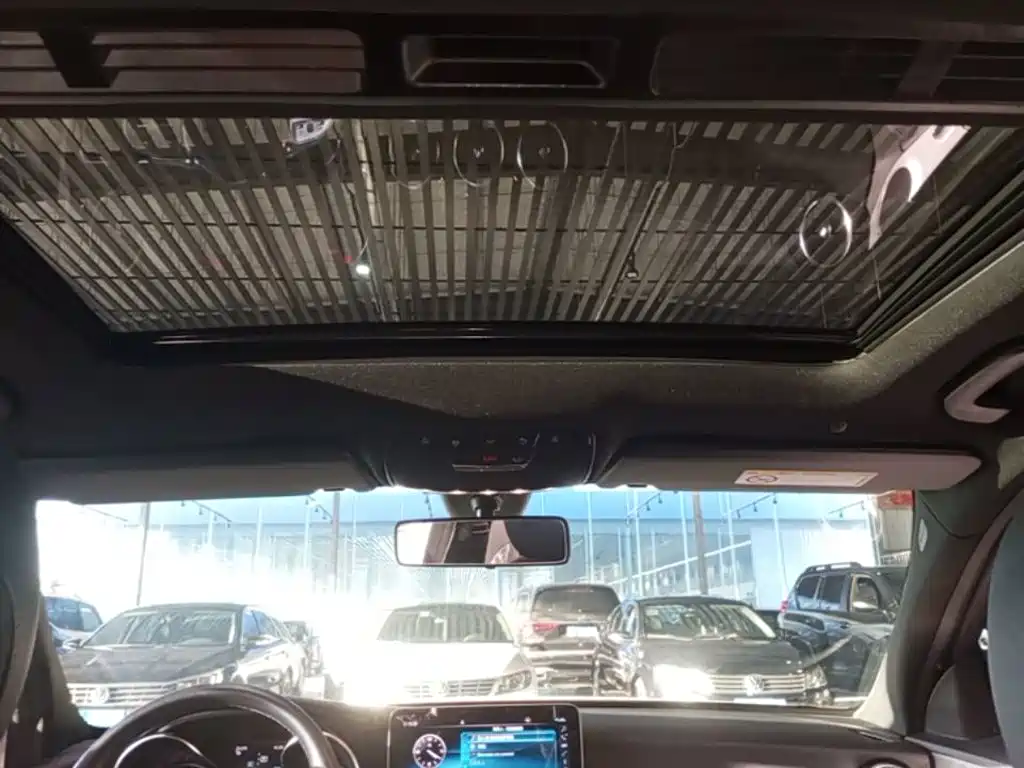 Mercedes-Benz C-Class — миниатюра 18