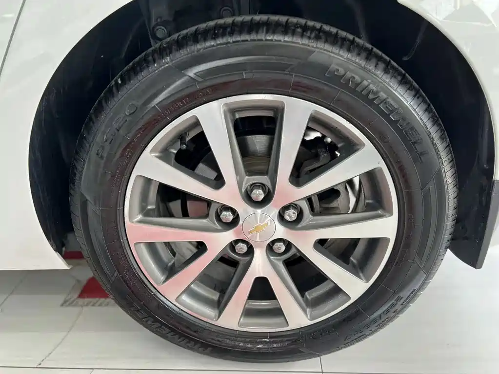Chevrolet Malibu — миниатюра 20