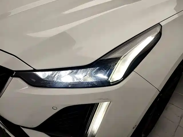 Cadillac CT5 — миниатюра 18