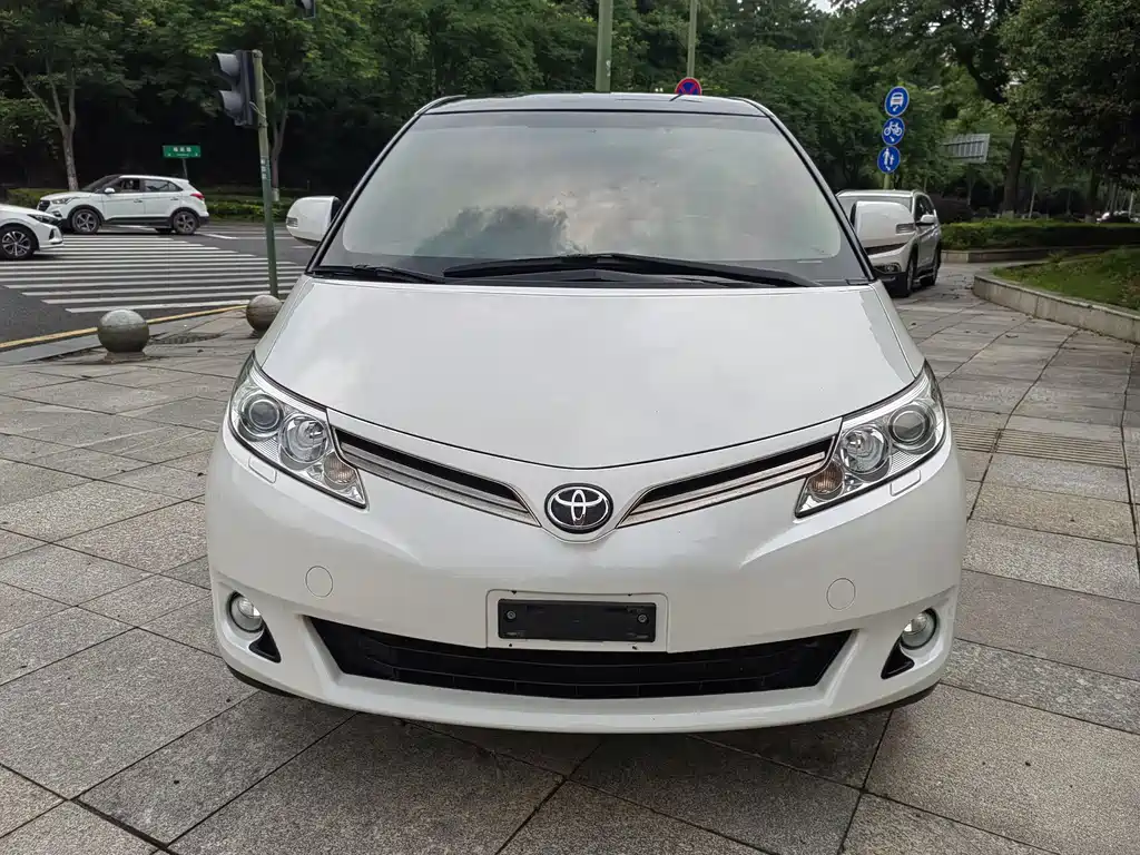 Toyota Previa 2012 2.4L 7 Luxury