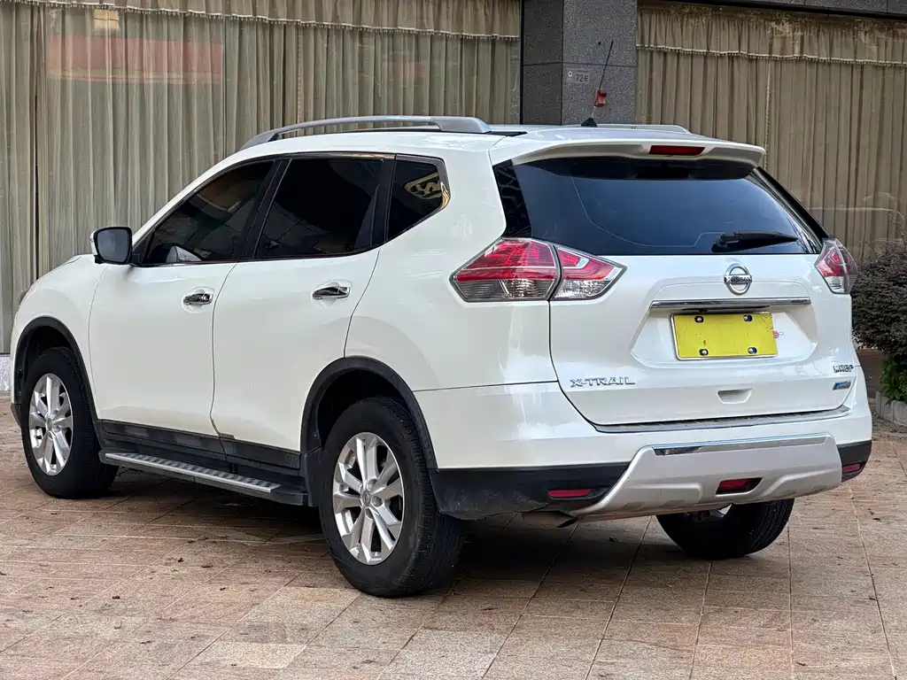 Nissan X-Trail — миниатюра 10