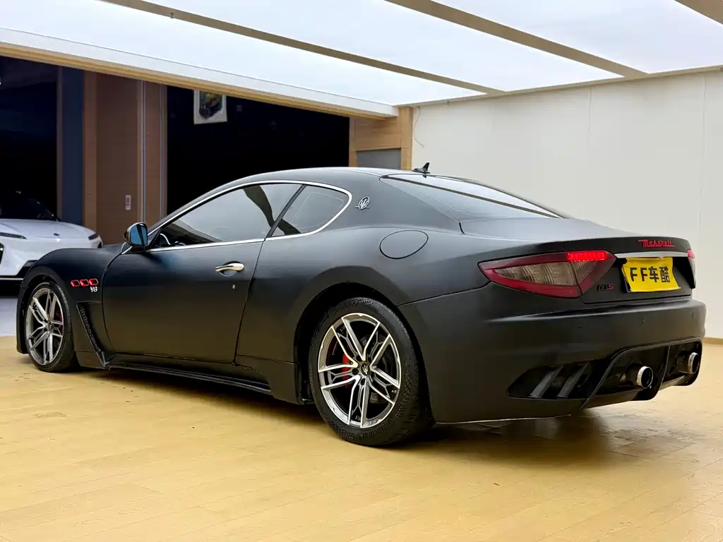 Maserati GranTurismo — миниатюра 4
