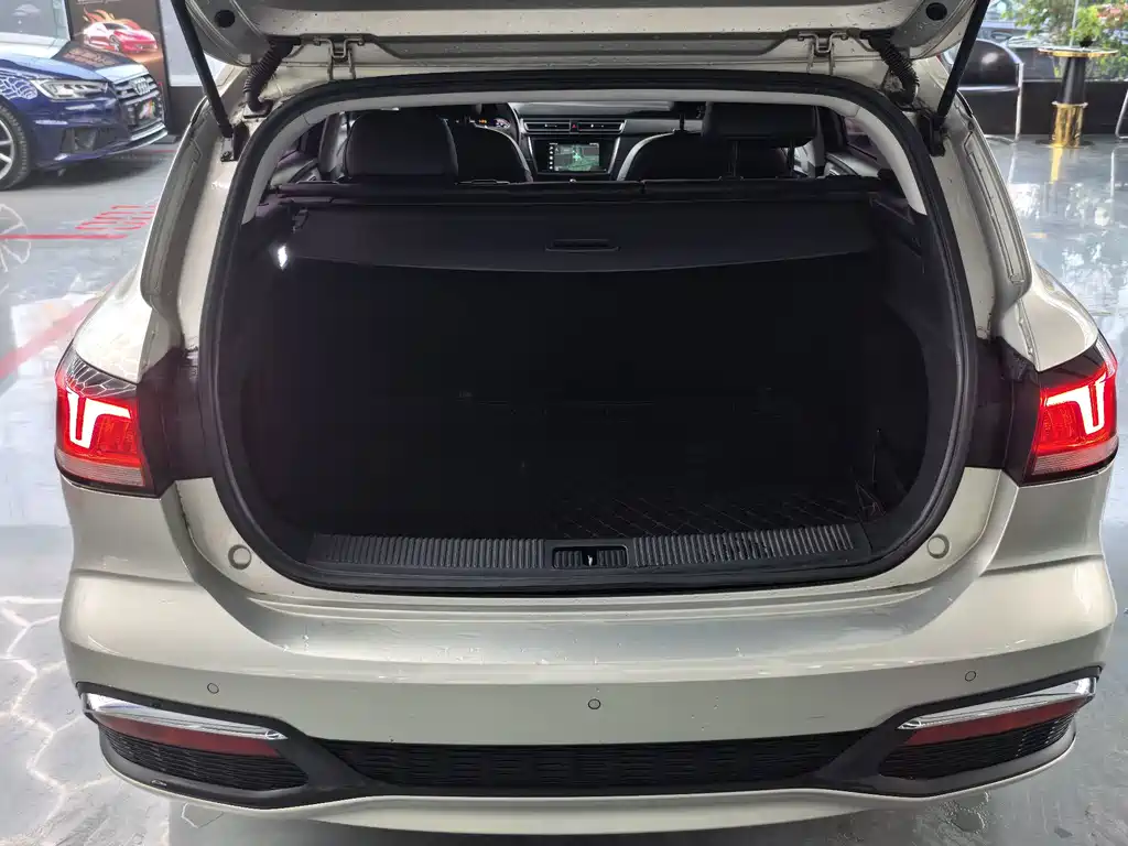 Roewe Ei5 — миниатюра 20