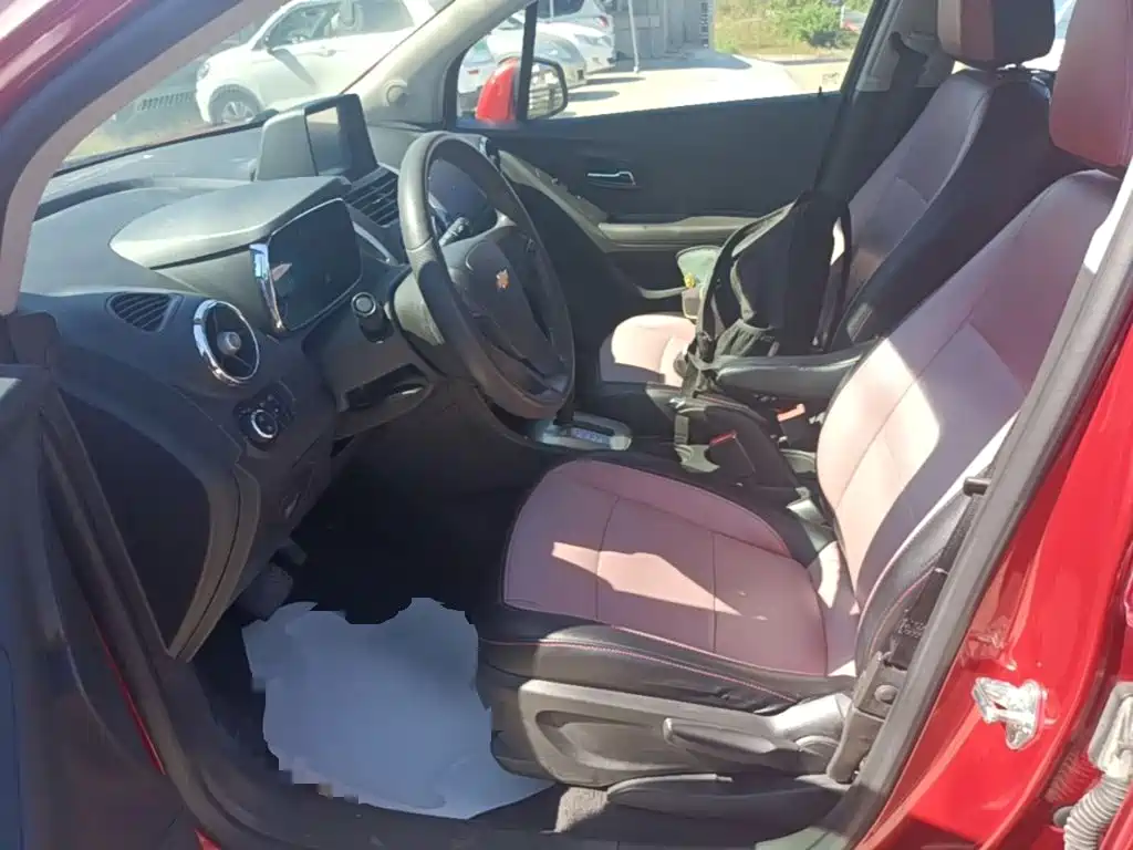 Chevrolet Trax — миниатюра 15