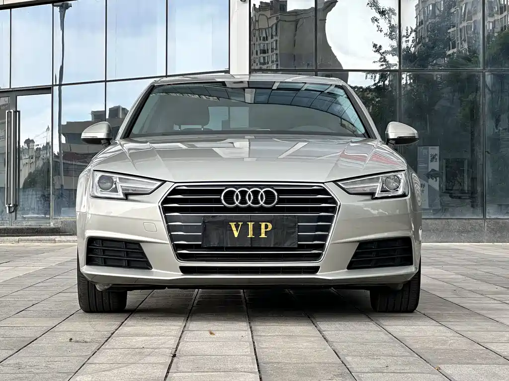 AUDI  A4L
