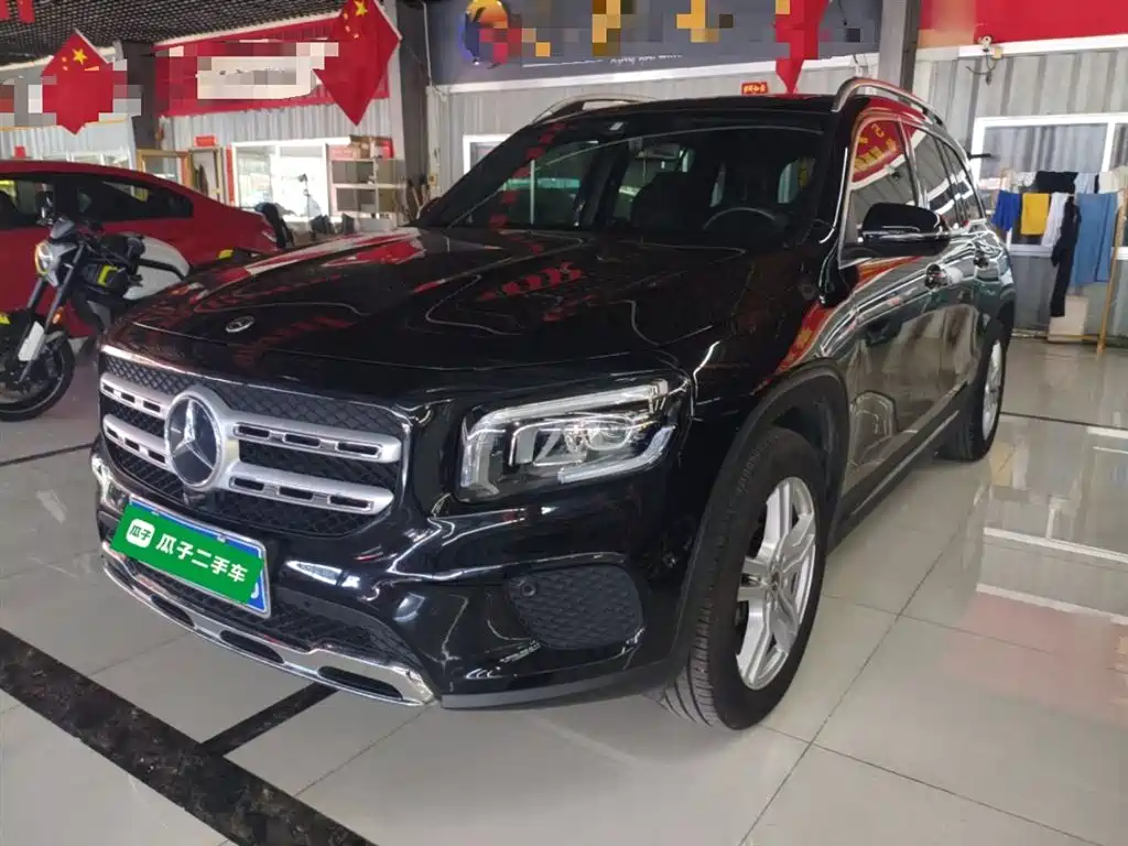 Mercedes-Benz GLB 2021
