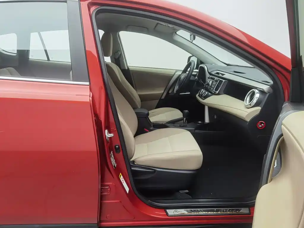 Toyota RAV4 — миниатюра 23