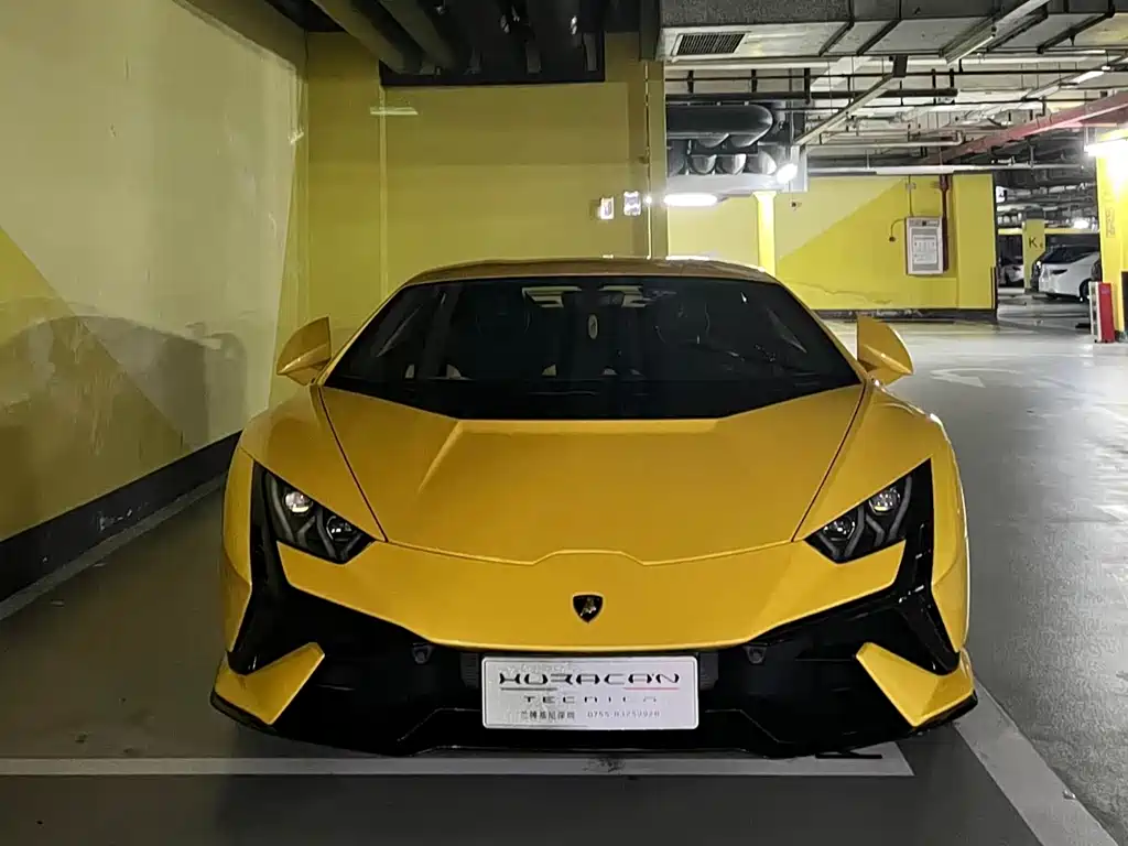 LAMBORGHINI HURACÁN