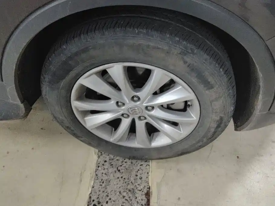 Buick Envision Plus — миниатюра 6
