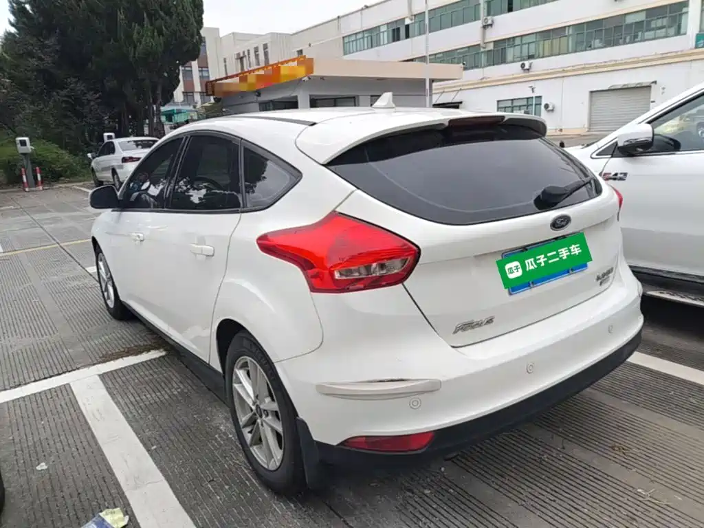 Ford Focus — миниатюра 5