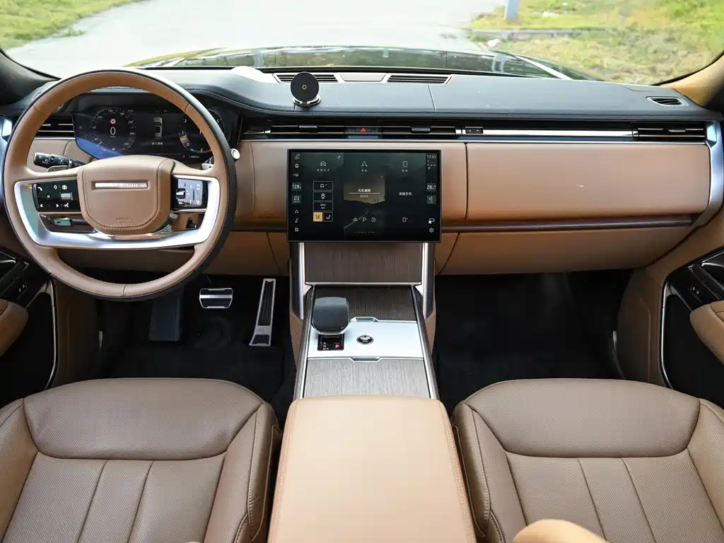 Land Rover Range Rover — миниатюра 14