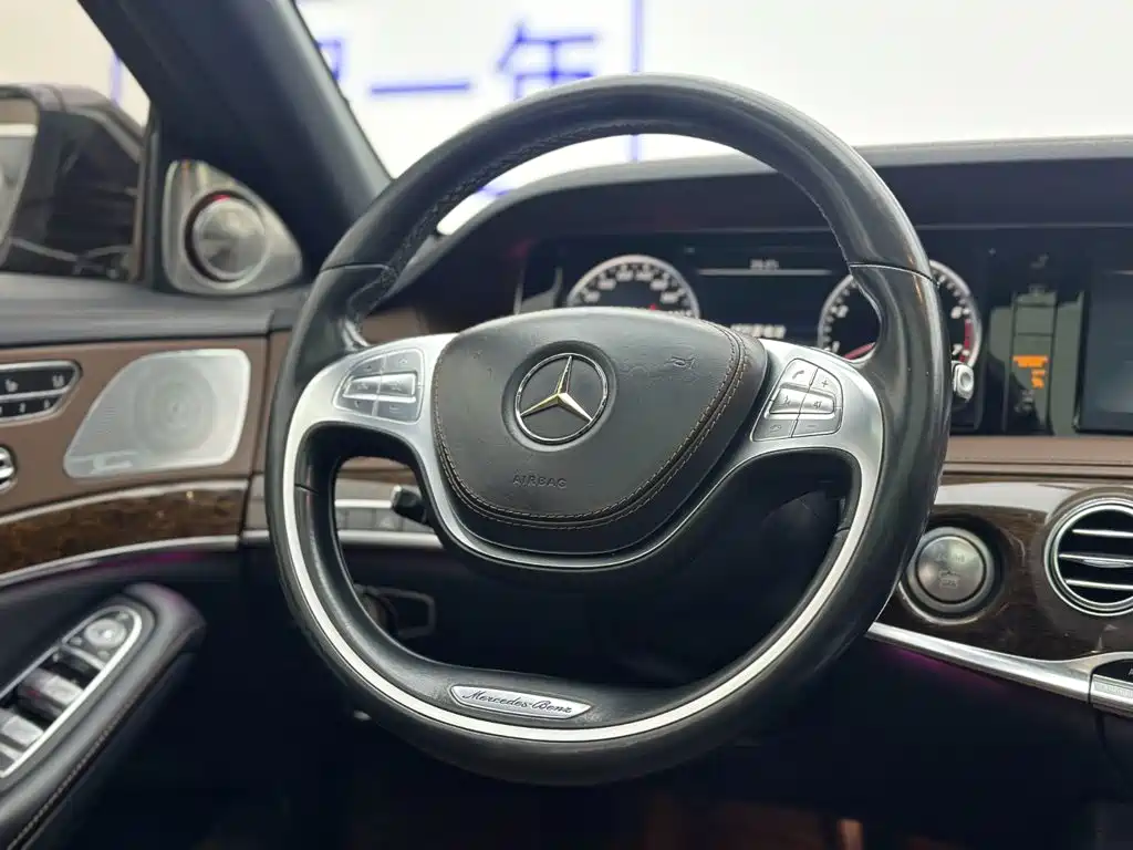 Mercedes-Benz S-Class — миниатюра 13