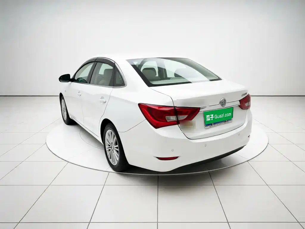 Buick Excelle — миниатюра 4