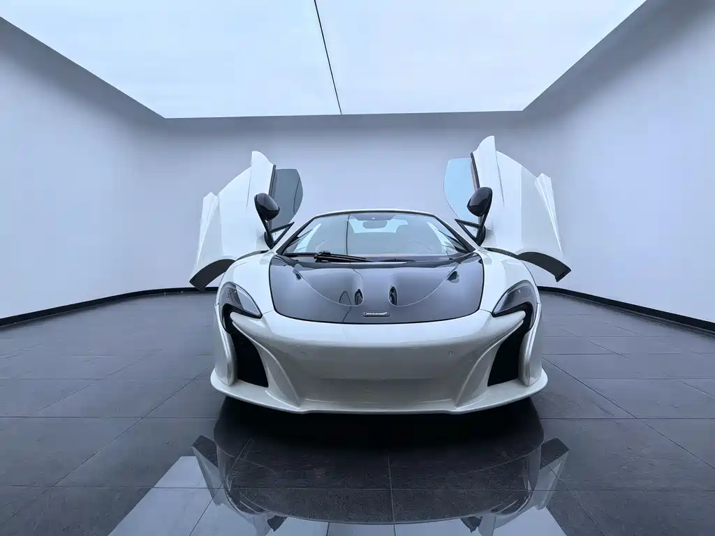 McLaren 12C 2013 3.8T SPIDER