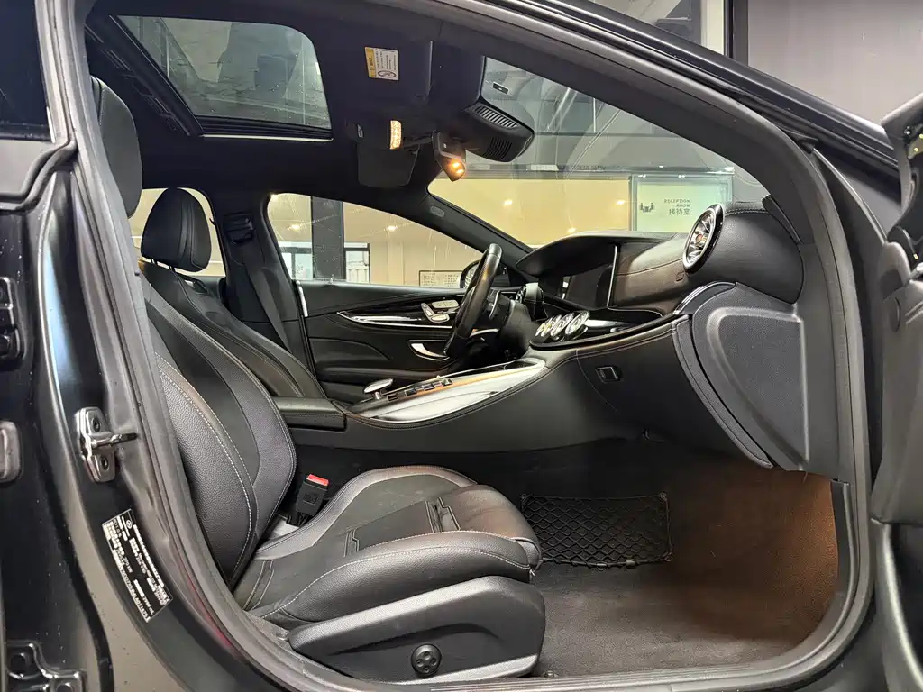 Mercedes-Benz AMG GT — миниатюра 9