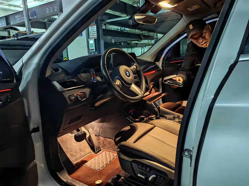 BMW X1 — миниатюра 5