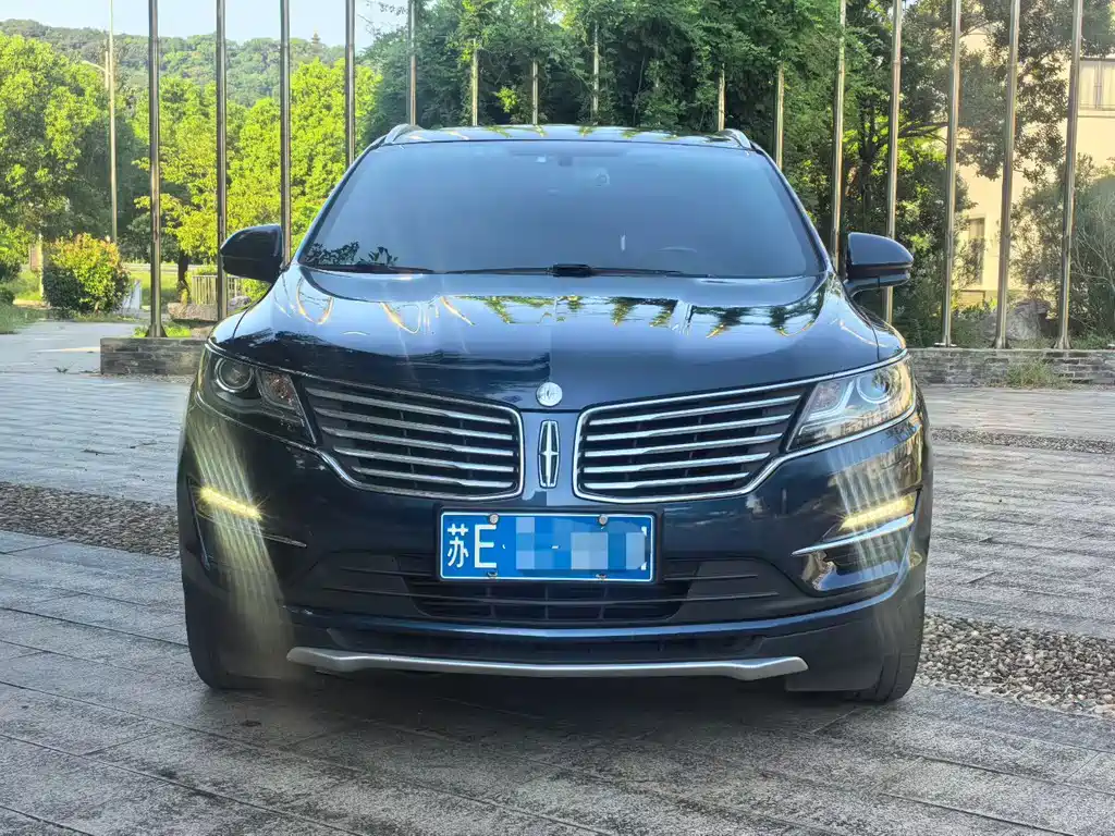 Lincoln MKC — миниатюра 2