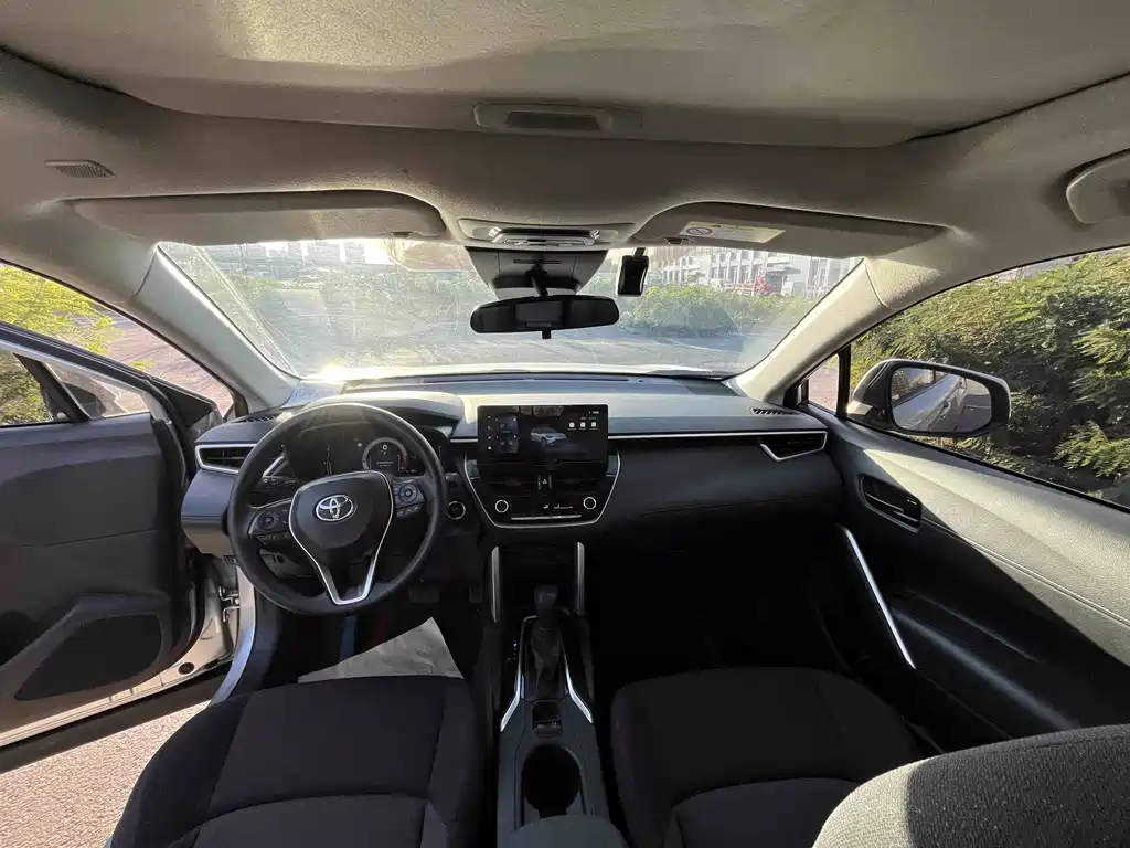 Toyota Frontlander — миниатюра 6