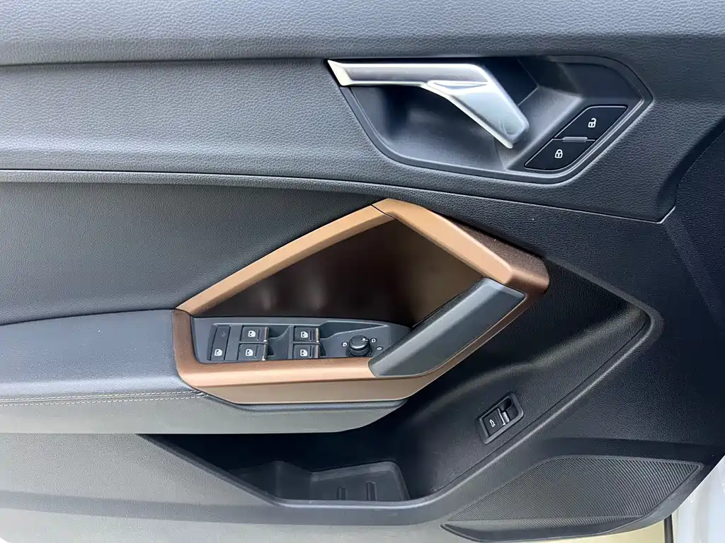 Audi Q3 — миниатюра 8