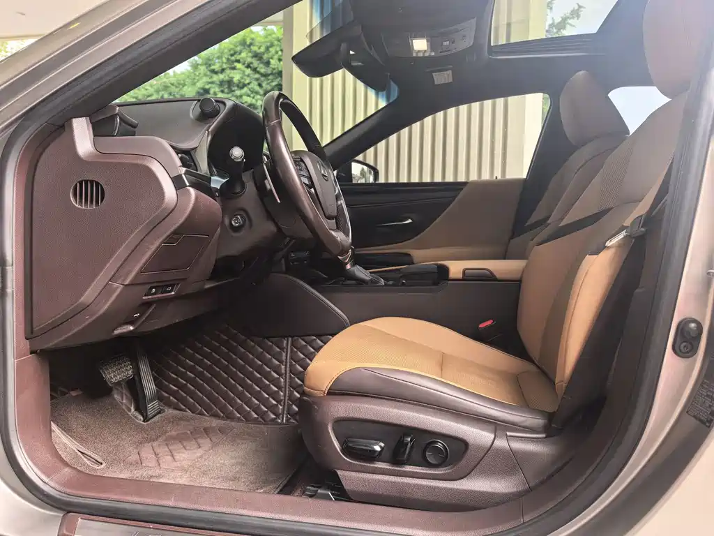 Lexus ES — миниатюра 4