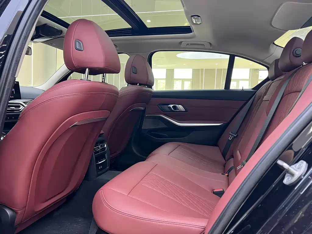 BMW 3 Series — миниатюра 14