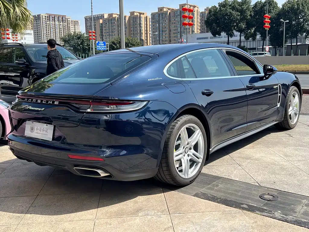 PORSCHE PANAMERA NEW ENERGY