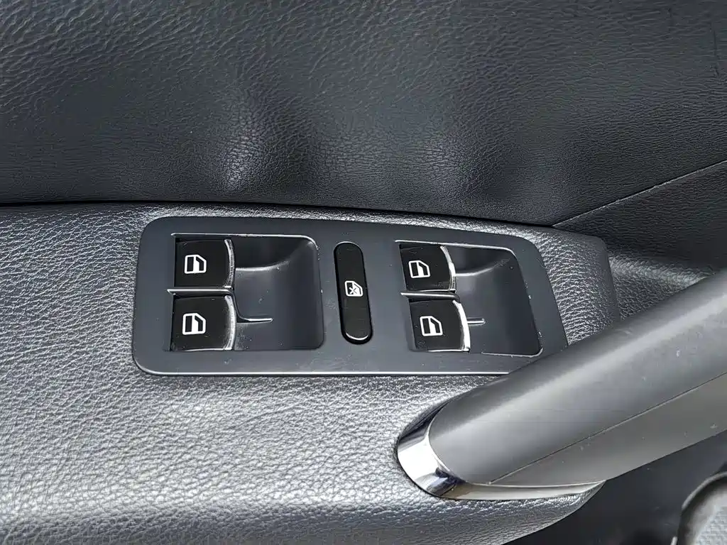 Volkswagen Passat — миниатюра 9