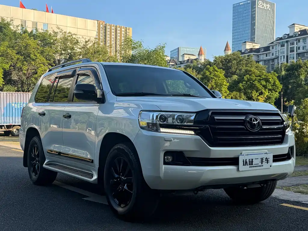 Toyota Land Cruiser — миниатюра 3