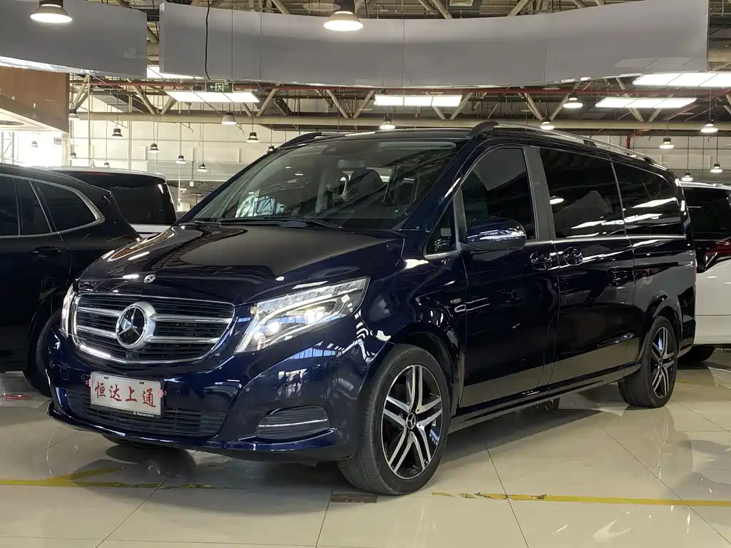 Mercedes-Benz V-Class — миниатюра 2