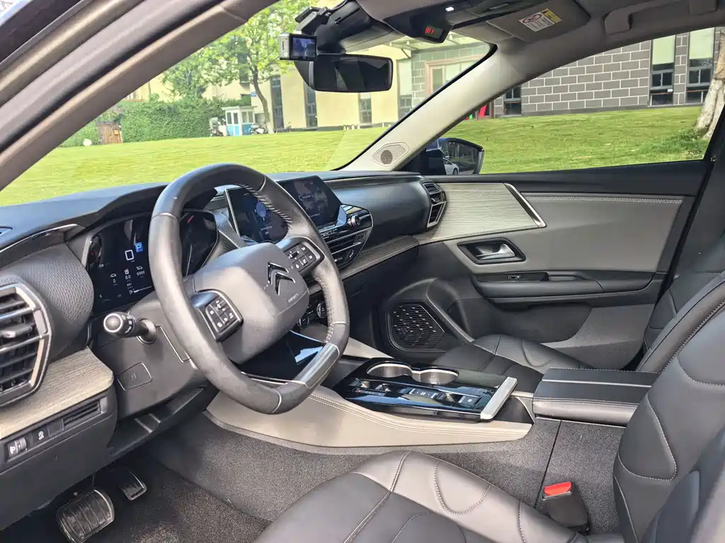 Citroen C5 X — миниатюра 16