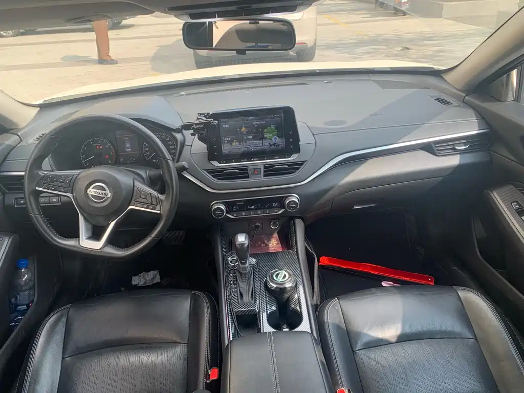 Nissan Teana — миниатюра 6