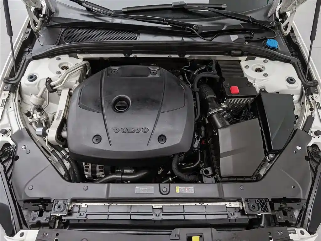 Volvo S60 2021 T4 Luxury