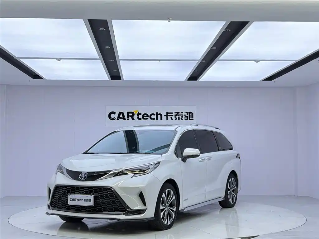 Toyota Granvia 2023