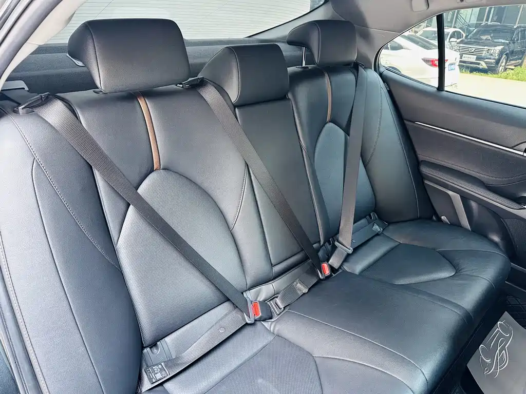 Toyota Camry 2023 2.0GVP Lead