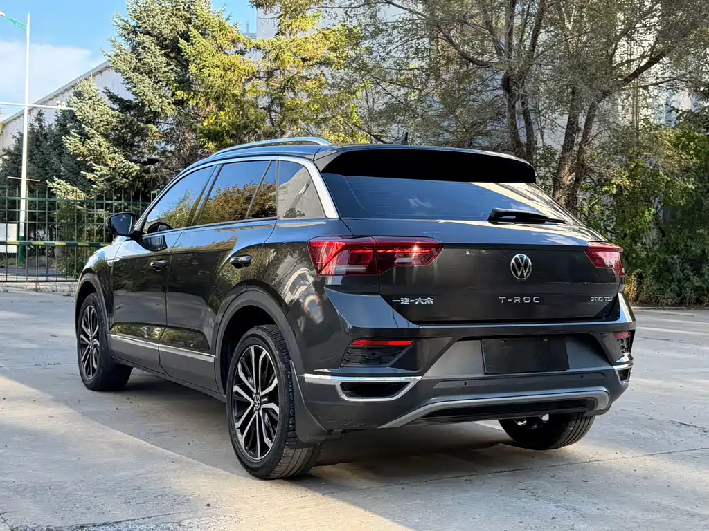 Volkswagen T-Roc — миниатюра 7