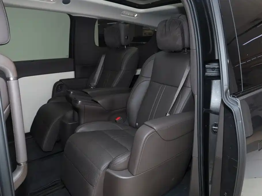 Li Auto Li MEGA — миниатюра 24