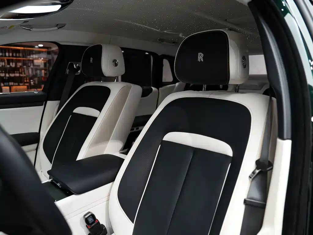 Rolls-Royce Ghost — миниатюра 37