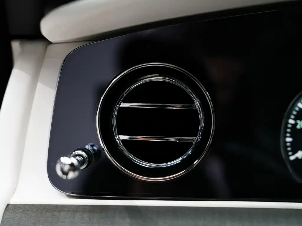 Rolls-Royce Ghost — миниатюра 27