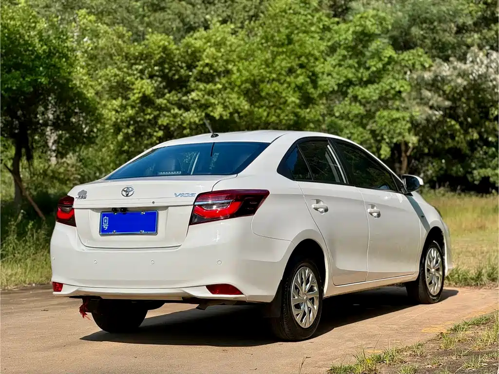 Toyota Vios — миниатюра 6