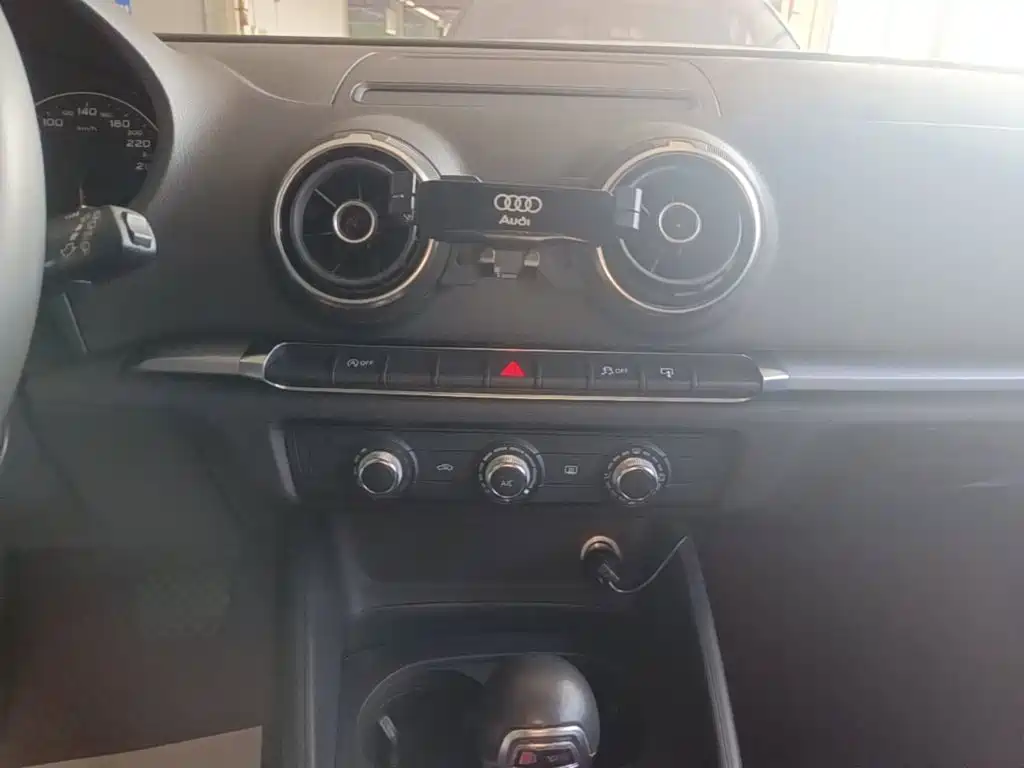 Audi A3 — миниатюра 9