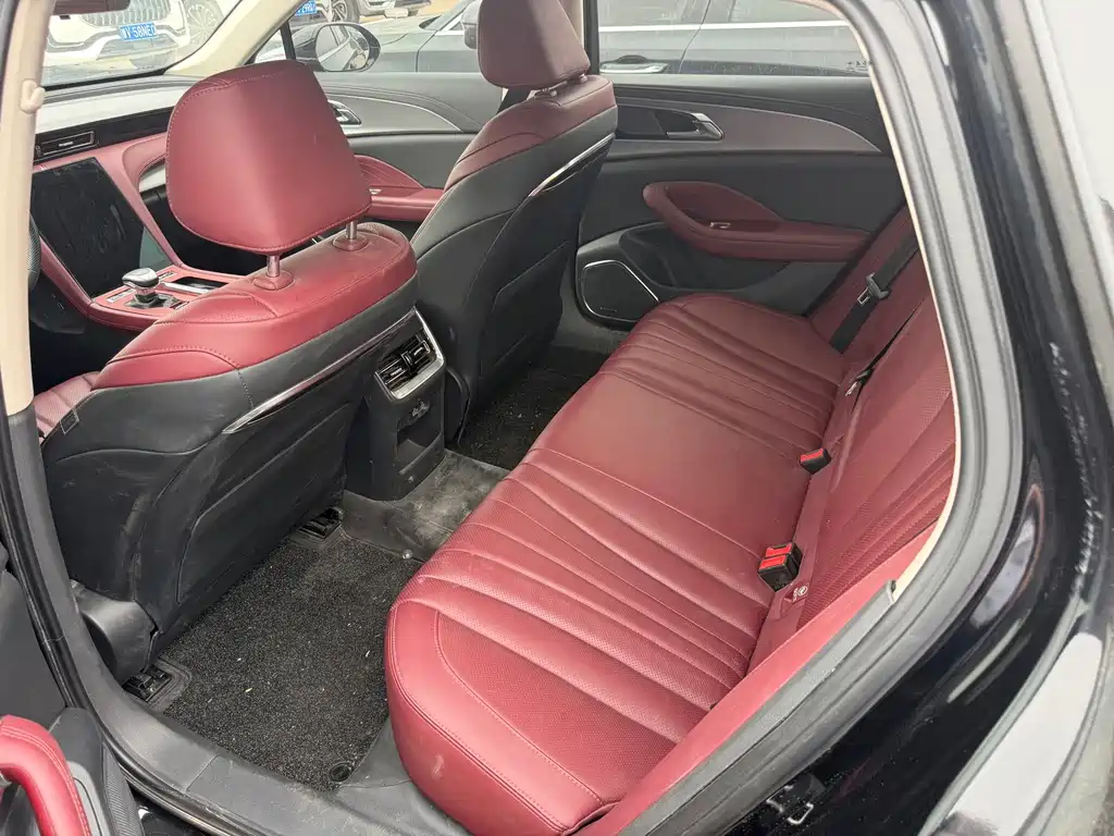 Hongqi Hongqi H5 — миниатюра 12