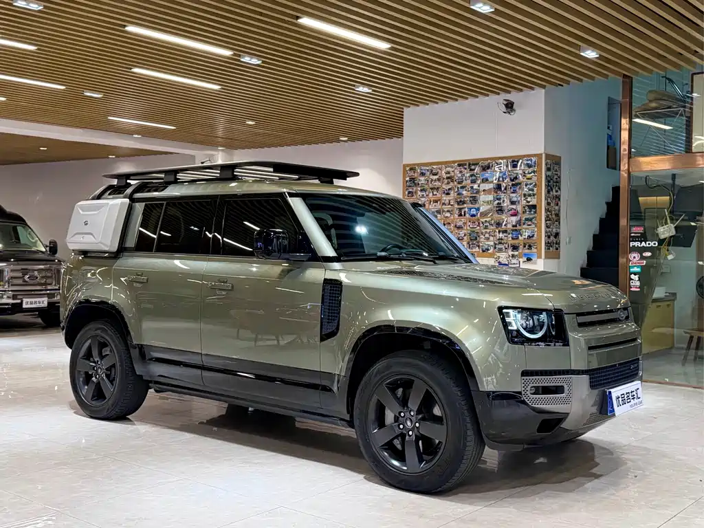 Land Rover Defender — миниатюра 3