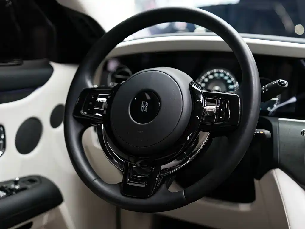 Rolls-Royce Ghost — миниатюра 43