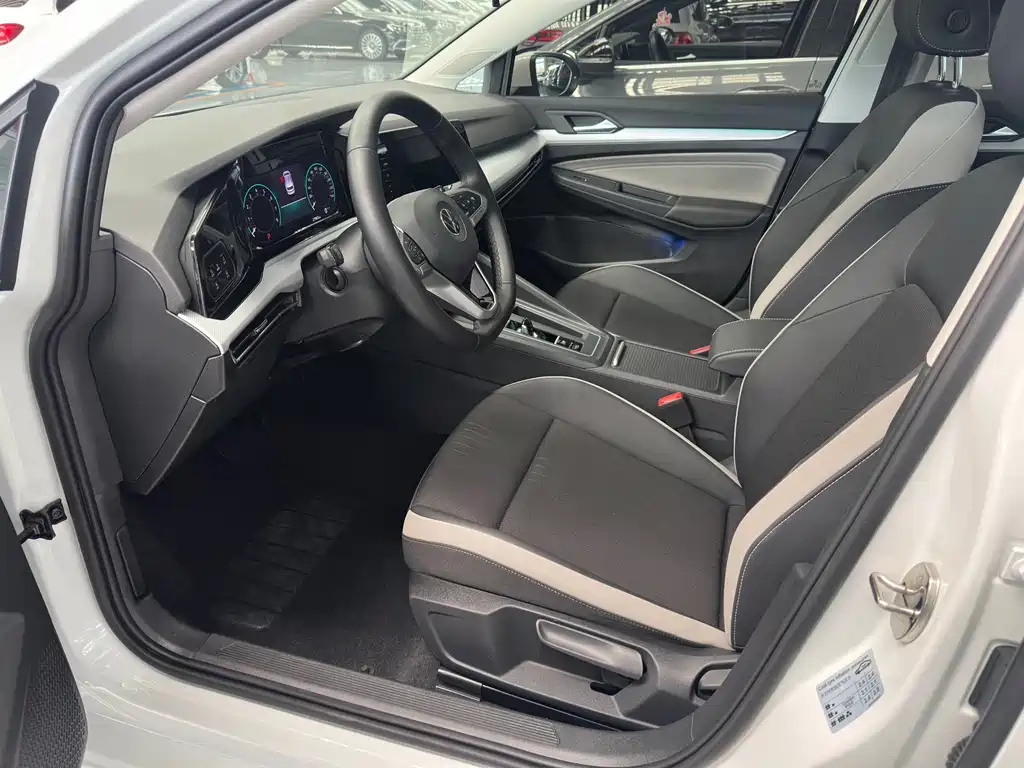Volkswagen Golf — миниатюра 7