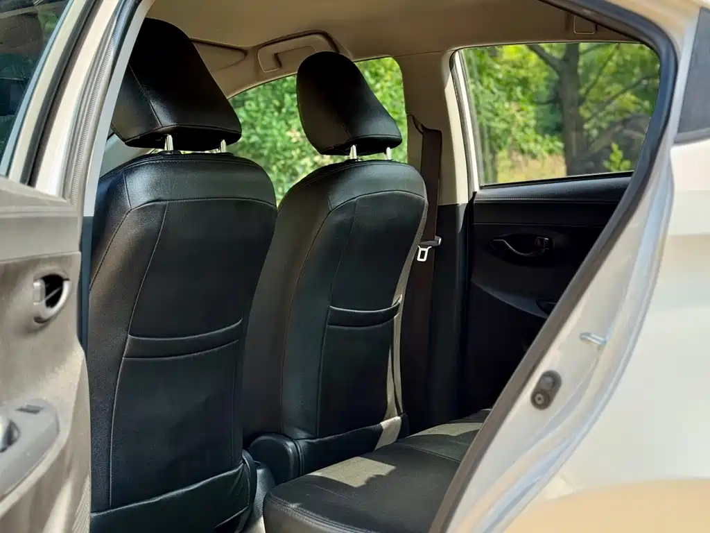 Toyota Vios — миниатюра 8